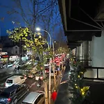 Tirona Hotel *