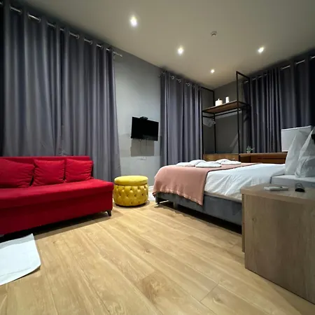 Tirona Hotell Tirana