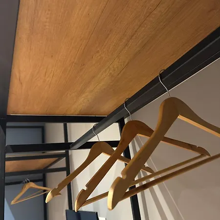 Tirona Hotel