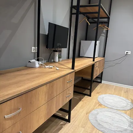 Tirona Hotel