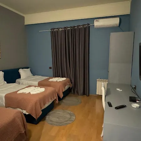 Tirona Hotel