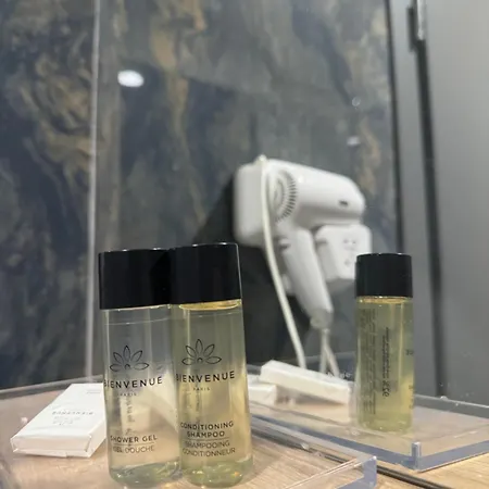 酒店 Tirona 地拉那